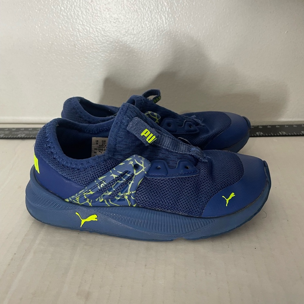 Puma Kids Navy and Neon Sneakers